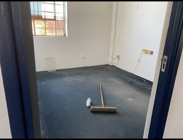 237M² MINI FACTORY TO LET IN WESTMEAD